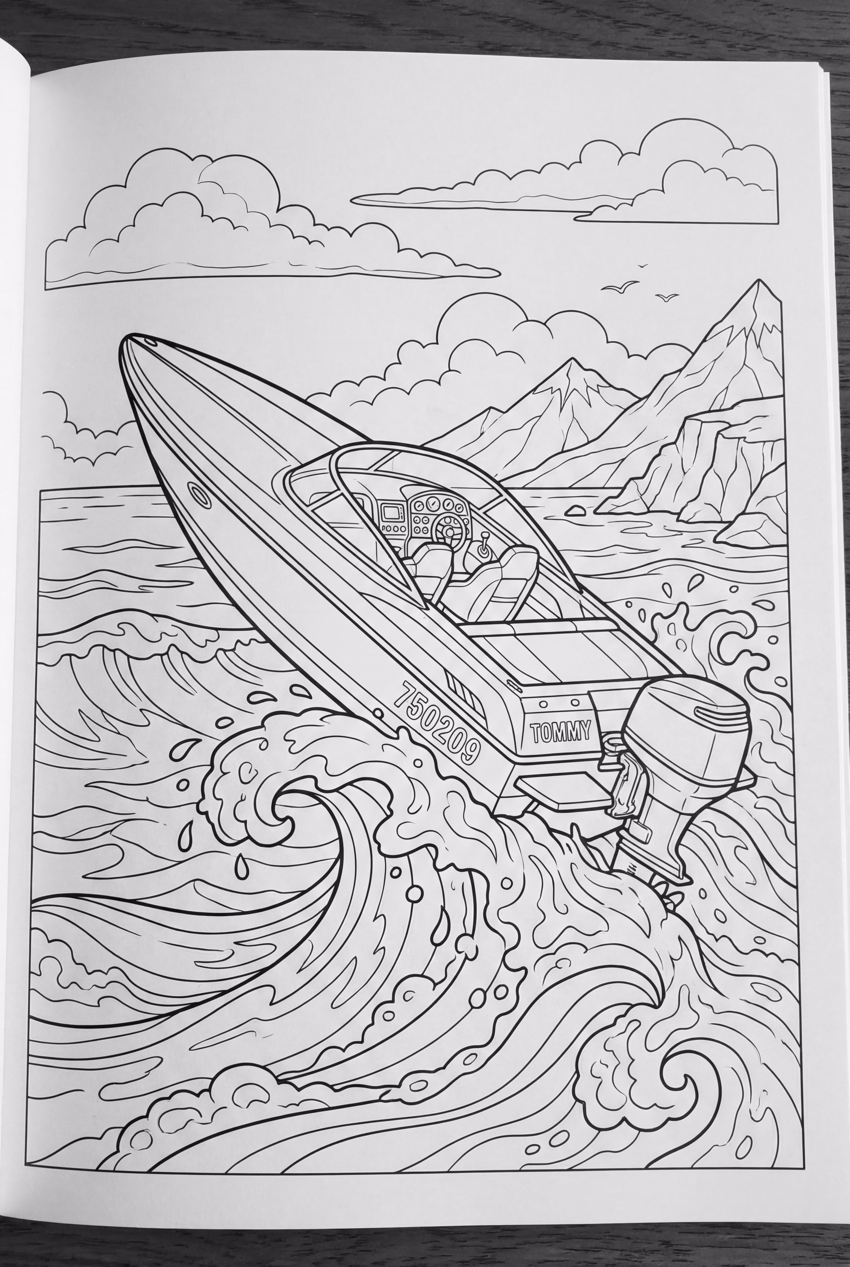 Velero saltando sobre las olas